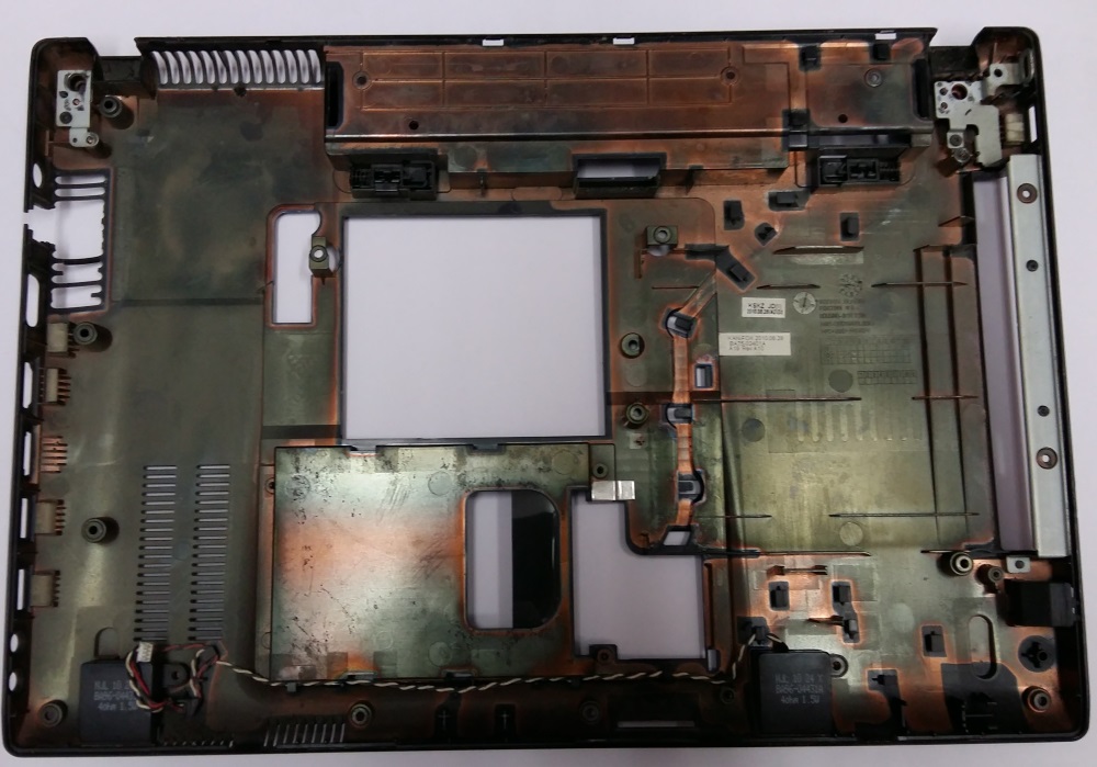 Нижняя часть корпуса Samsung R 425